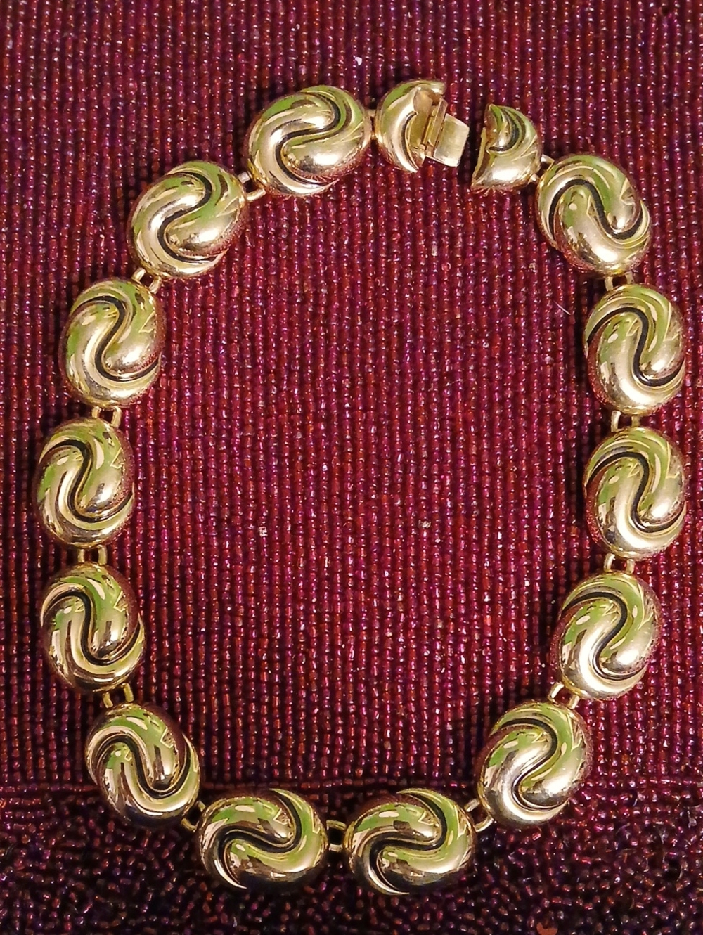 Vintage Krementz Gold Tone Swirl Link Necklace - Women Jewelry